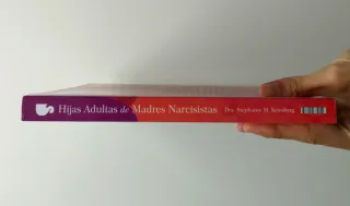 Hijas Adultas de Madres Narcisistas