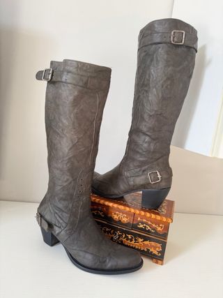 Stivali alti in vera pelle