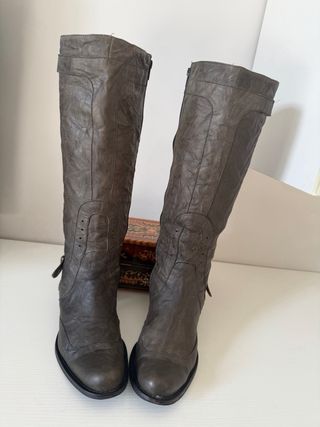 Stivali alti in vera pelle