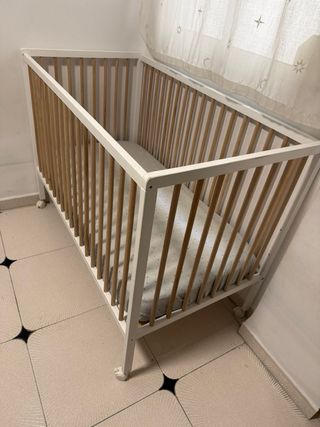 Cuna colecho bebé blanca y madera