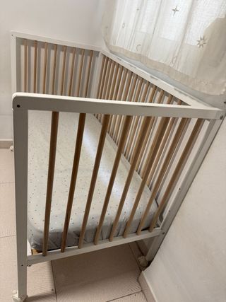 Cuna colecho bebé blanca y madera