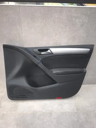Paneles Puertas VW Golf 6