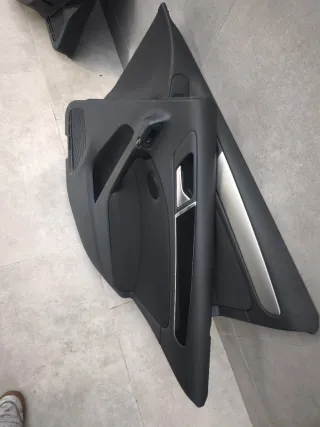 Paneles Puertas VW Golf 6