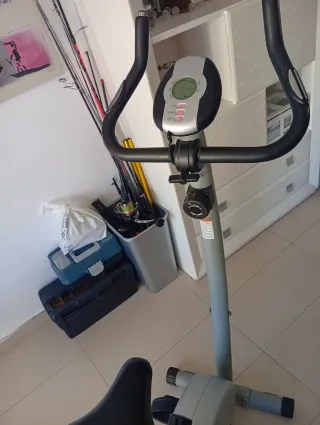Bicicleta Estática Gimnasio