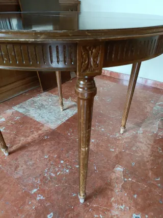 Mesa redonda ampliable de madera