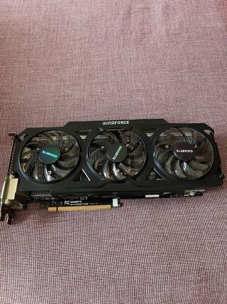 Tarjeta gráfica Gigabyte GTX 760 OC 2GB Windforce