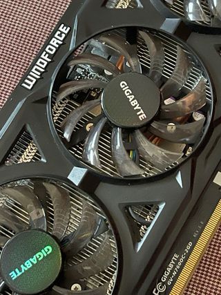 Tarjeta gráfica Gigabyte GTX 760 OC 2GB Windforce