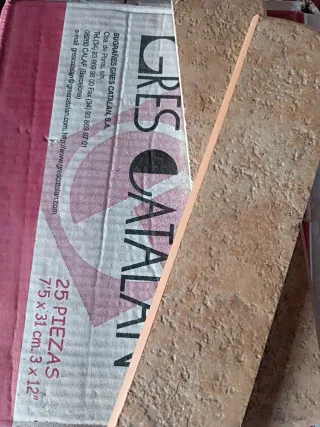 2 cajas de Baldosas porcelánicas Gres Catalán 180€