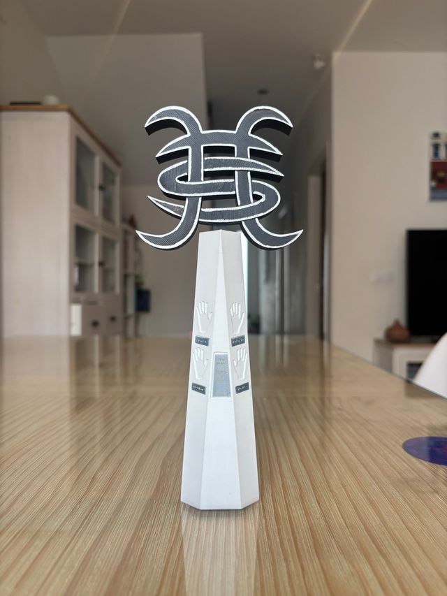 Réplica Monumento Héroes del Silencio