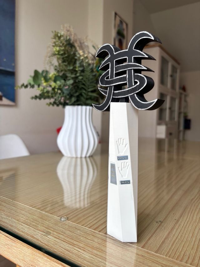 Réplica Monumento Héroes del Silencio