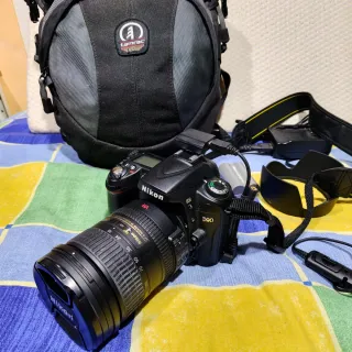 Cámara Nikon D90 + Objetivo Nikkor 18-200