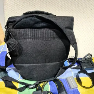 Cámara Nikon D90 + Objetivo Nikkor 18-200