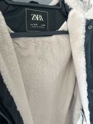 Abrigo impermeable ZARA niña 9-10
