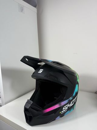 Casco Motocross SHOT Race Gear
