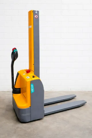 Apilador Eléctrico Monomástil