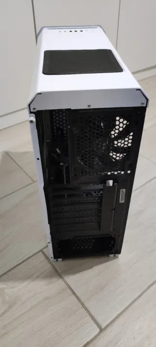 Torre PC Hummer MC Blanca