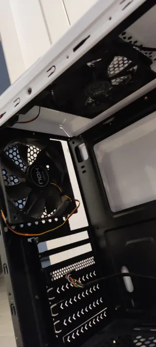 Torre PC Hummer MC Blanca