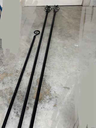 Barras de cortina metálicas negras. 2 metros