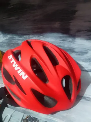 Casco B-TWIN Rojo talla L,57-62 cms de contorno