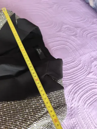 Chaqueta de fiesta gris y negra