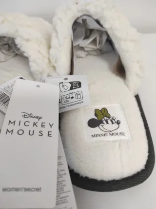 Zapatillas Mickey y Minnie