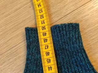 Jersey cuello pico estampado