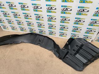 PASERUEDAS DEL. IZDO. MITSUBISHI MONTERO