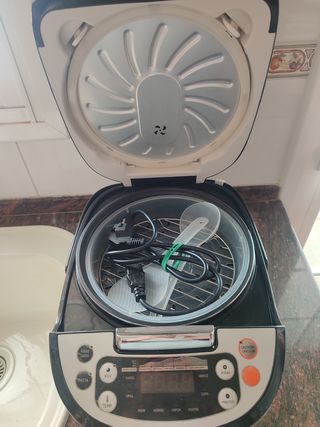 Robot de Cocina Multifunción en perfecto estado.