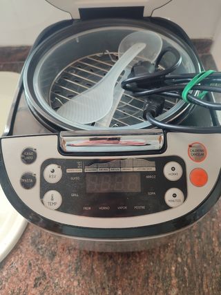 Robot de Cocina Multifunción en perfecto estado.