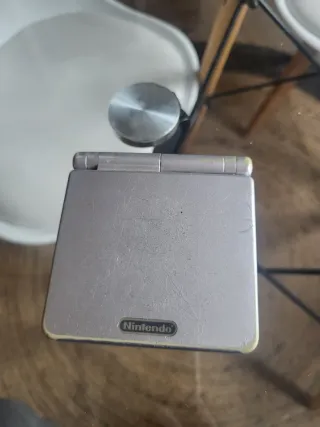 Nintendo Game Boy Advance SP Plata