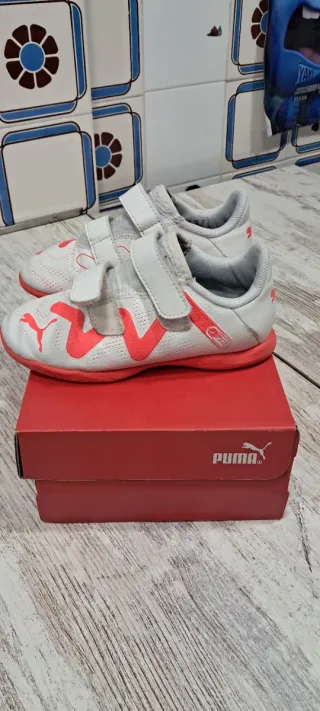 Zapatillas Fútbol Niña Puma Talla 28