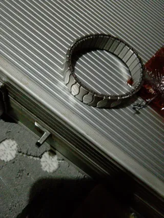 Pulsera de acero plateada