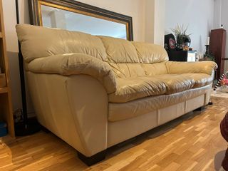 Sofá de piel beige 3 plazas
