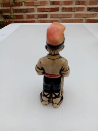 Figura Asturiano con Cesta