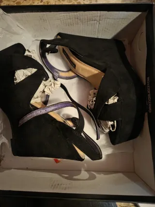 Sandalia plataforma negra