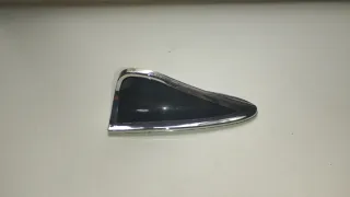 Aleta de Tiburón Cromada