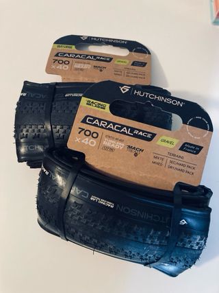 Cubiertas gravel Hutchinson Caracal Race 40 nuevas