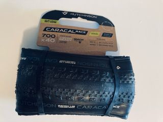 Cubiertas gravel Hutchinson Caracal Race 40 nuevas