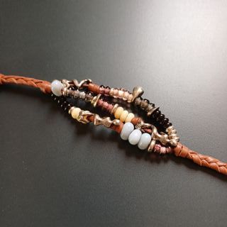 Uno de 50 - Pulsera con figuras escalando