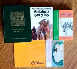 SE VENDEN LIBROS ANDALUCÍA. HAHO ENVÍOS