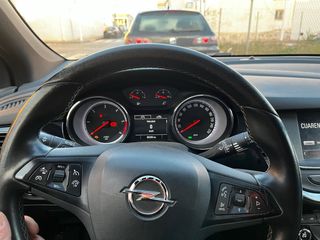 Opel Astra 2016