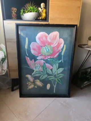 Cuadro floral clásico con marco