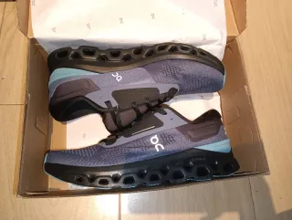 Zapatillas On Running Negras y Azules