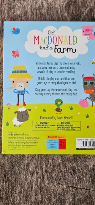 Libro de actividades en inglés con figuritas