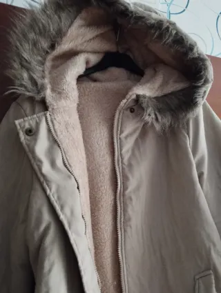 Giubbotto invernale donna beige con cappuccio