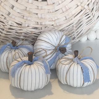 Lote 4 Calabazas de tela hechas a mano pequeña 7cm