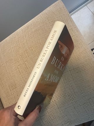 Un Burka Por Amor: La Emotiva Historia De Una E...