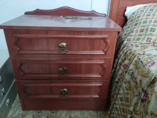 Cama individual de 1,05 con mesita de noche