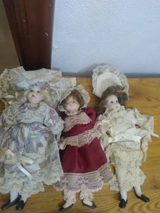 Bambole di porcellana vintage