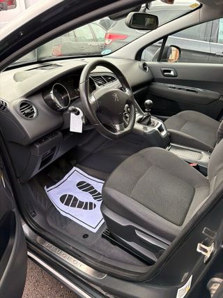 Peugeot 5008 1.6 HDI 2016